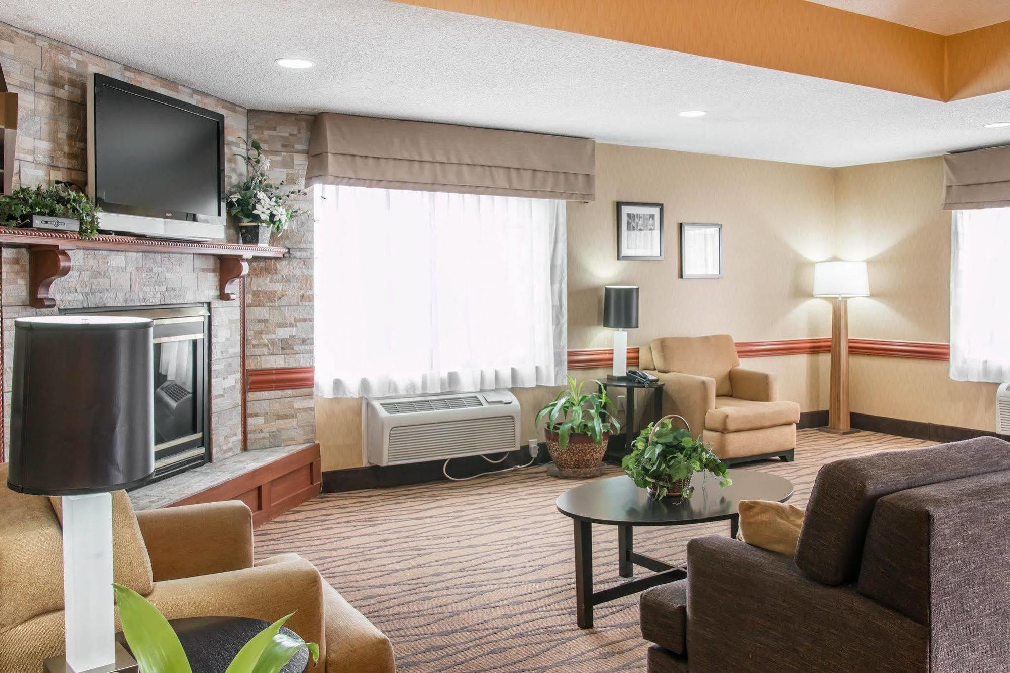 Sleep Inn & Suites Cascade Exterior photo